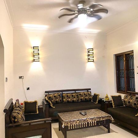 "Radhas" 4Br Villa In Gated Spring Field Community, Kannur ภายนอก รูปภาพ