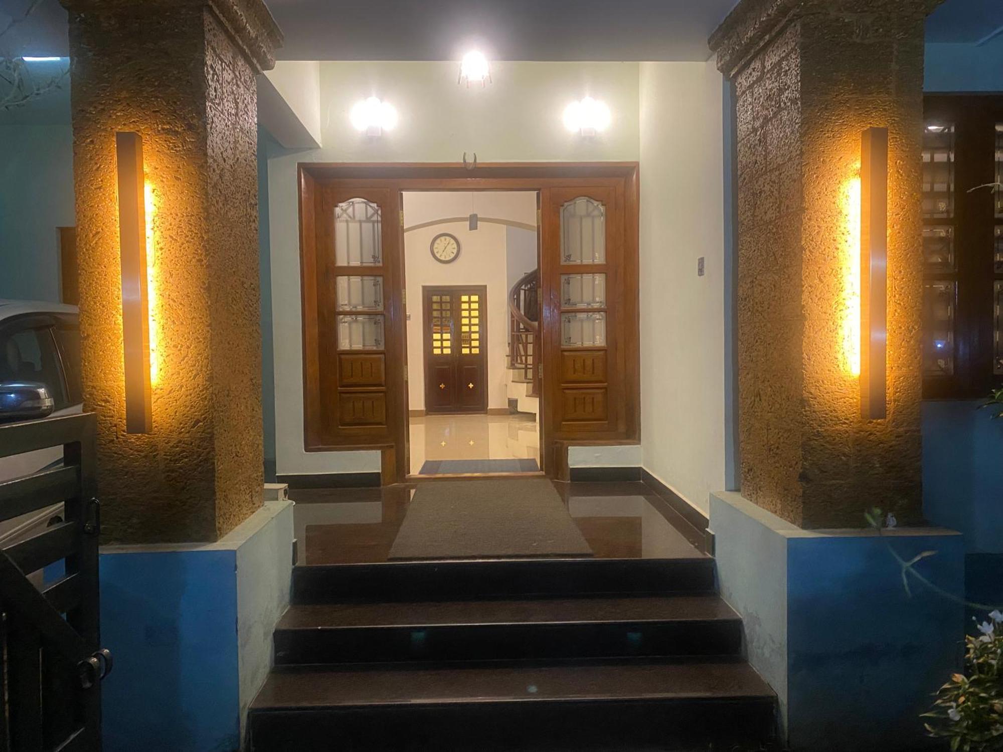 "Radhas" 4Br Villa In Gated Spring Field Community, Kannur ภายนอก รูปภาพ