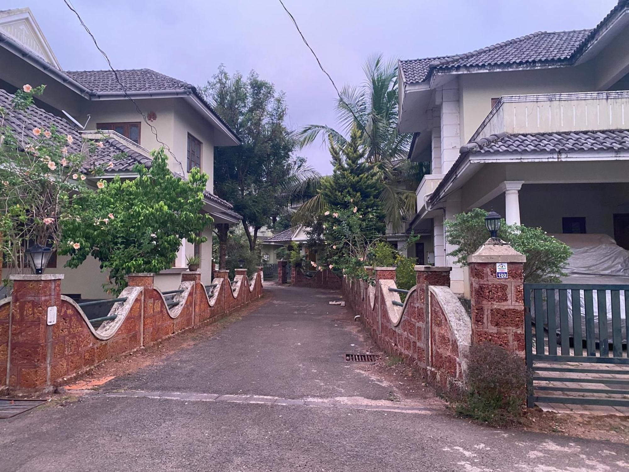 "Radhas" 4Br Villa In Gated Spring Field Community, Kannur ภายนอก รูปภาพ